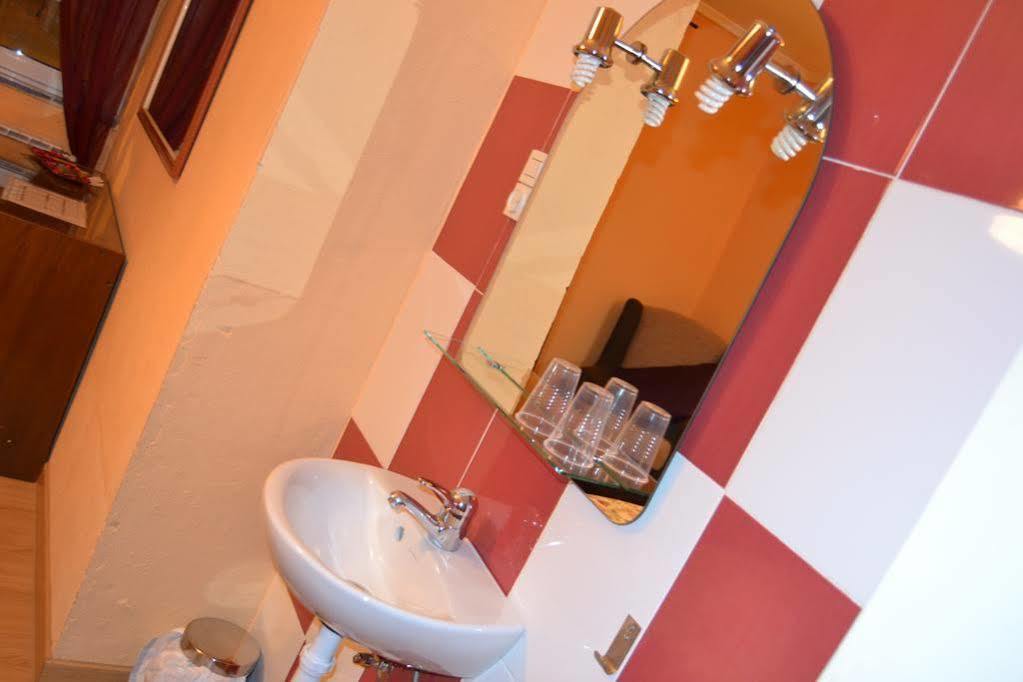 Hosteria Tajahierro Reinosa Buitenkant foto